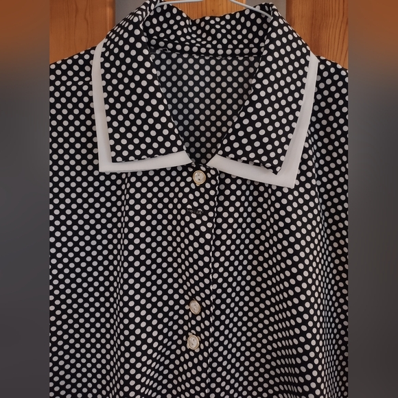 Timeless Polka Dot Button-Down Blouse - Picture 2 of 5